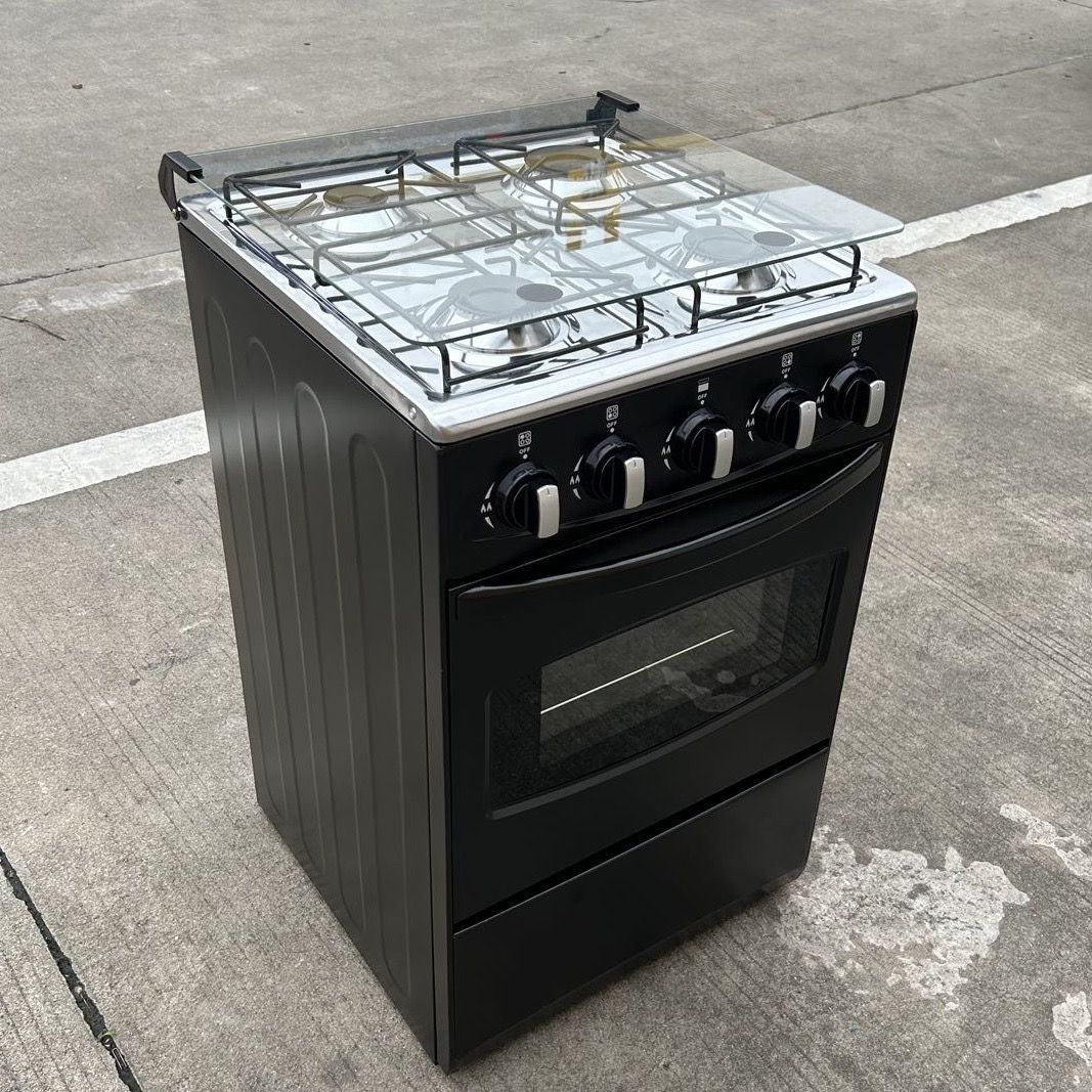 Oven and gas