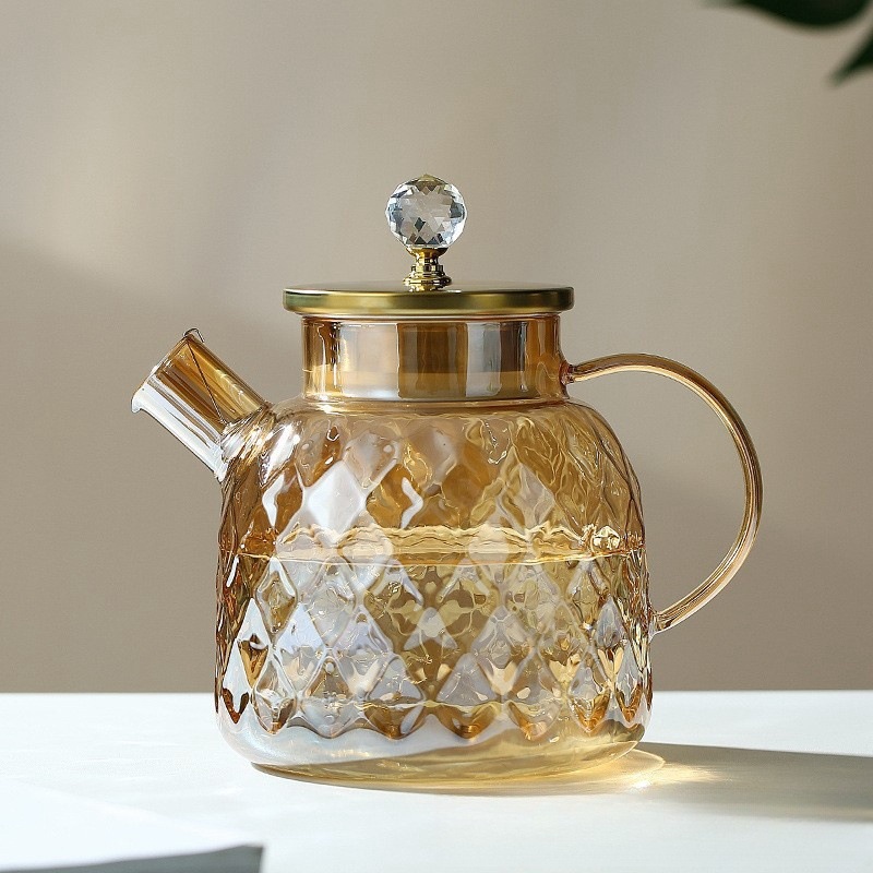 Tea pot
